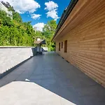 Konukevi Alpina