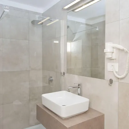 Guest house Alpina Bled