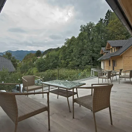 Guest house Alpina 3*