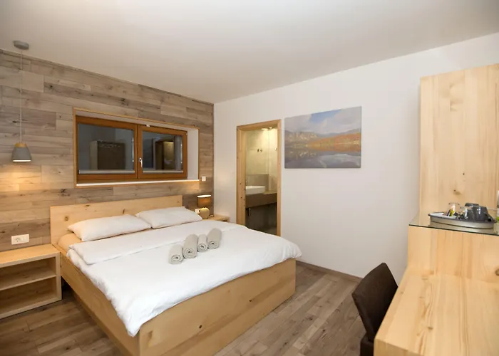 Alpina Gostinjska kuća 3*